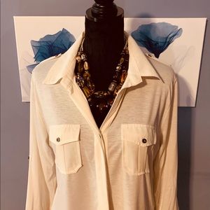 Nine 1 Eight Shirt
Off White ( Eggshell white) long sleeve . Size XL.